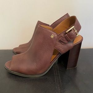 Tommy Hilfiger Chunky Heel Leather Sandals